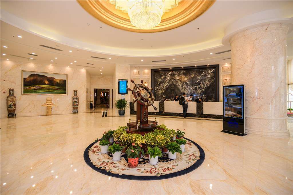 Days Hotel & Suites Shishi Csüancsou Beltér fotó